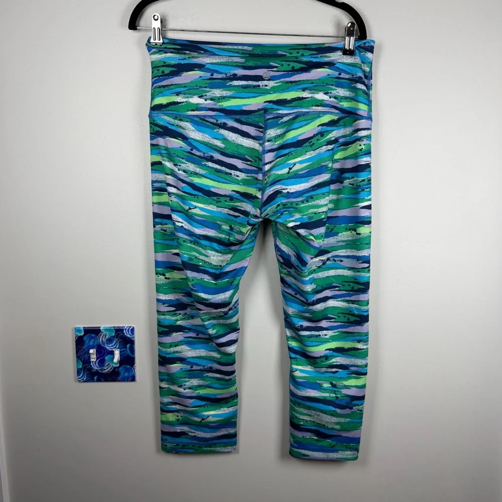 Lululemon Wunder Under Green Blue Crop In Seven Wonders Multi Leggings Size 12